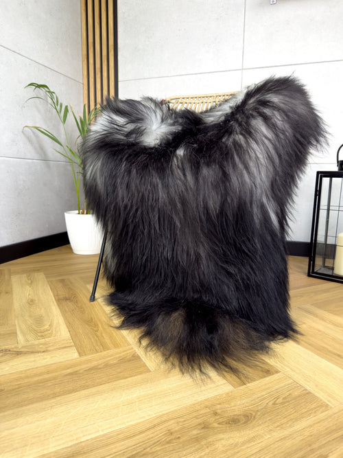 Large Icelandic black and gray sheepskin Rug