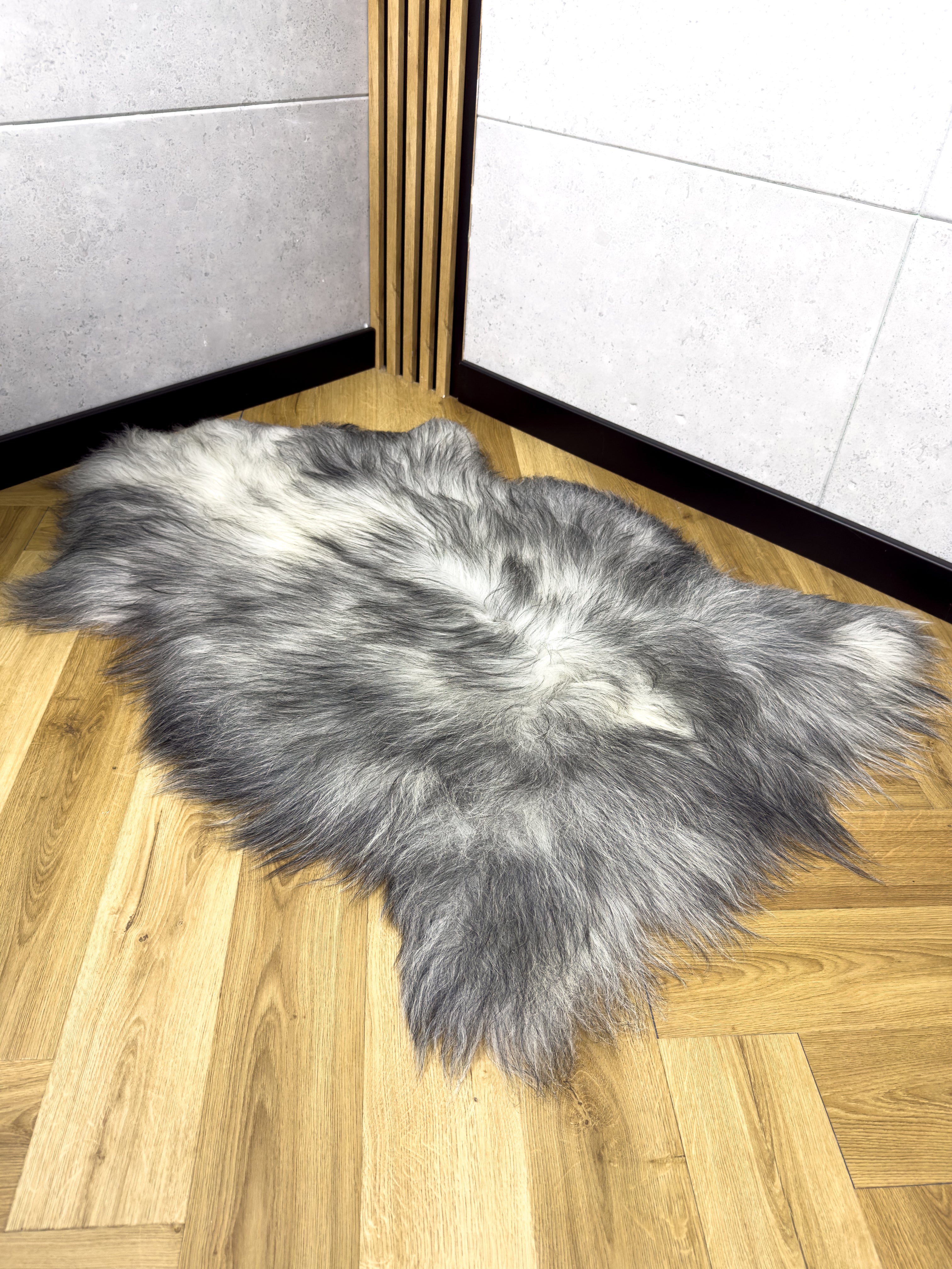 Large Icelandic white and gray sheepskin Rug